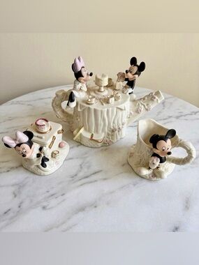 Lenox Disney Mickey & Minnie Woodland Picnic Tea Set – “Share Tea For Two” 2004